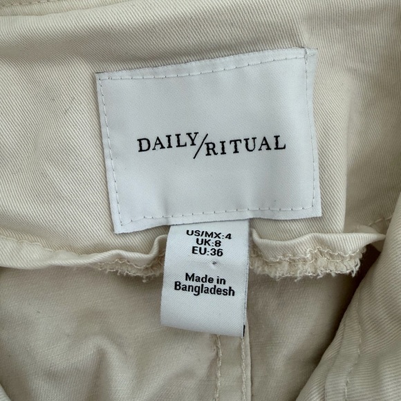 Daily Ritual Beige Utility Jacket - Picture 9 of 9